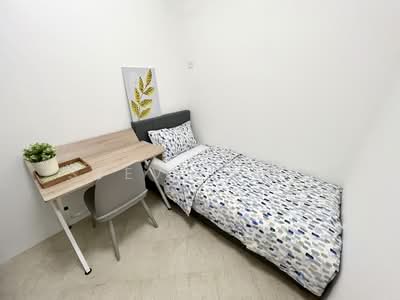For Rent - Emerald Garden
