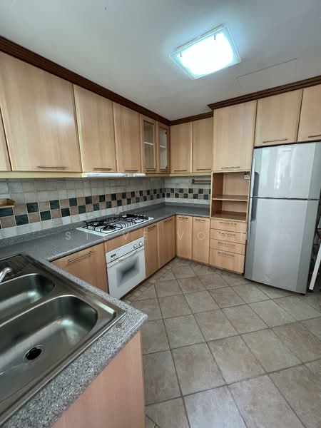 Emerald Garden, 33 Club Street, Room Rental, 120 sqft, Condominium For Rent, by Steve Voon, 500105441 - Kitchen - PropertyGuru.com.sg