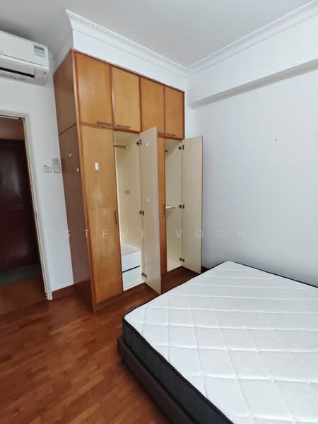 Emerald Garden, 33 Club Street, Room Rental, 120 sqft, Condominium For Rent, by Steve Voon, 500105441 - Bedroom - PropertyGuru.com.sg