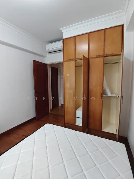 Emerald Garden, 33 Club Street, Room Rental, 120 sqft, Condominium For Rent, by Steve Voon, 500105441 - Bedroom - PropertyGuru.com.sg