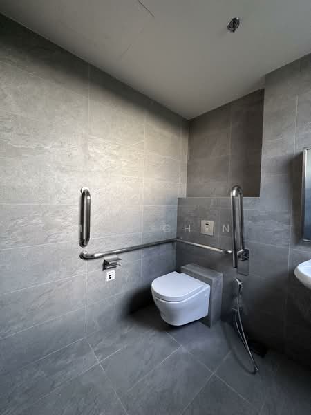 Tampines Ave 10, , 1,680 sqft, Factory / Workshop (B2) For Rent, by Mike Chen, 500105443 - Bathroom - CommercialGuru.com.sg