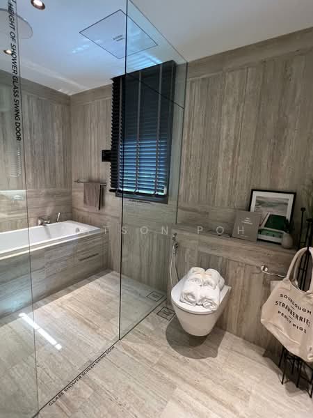 River Modern, River Galley Green, 4 Bedrooms, 1,830 sqft, Condominium For Sale, by Watson Poh, 500105444 - Bathroom - PropertyGuru.com.sg