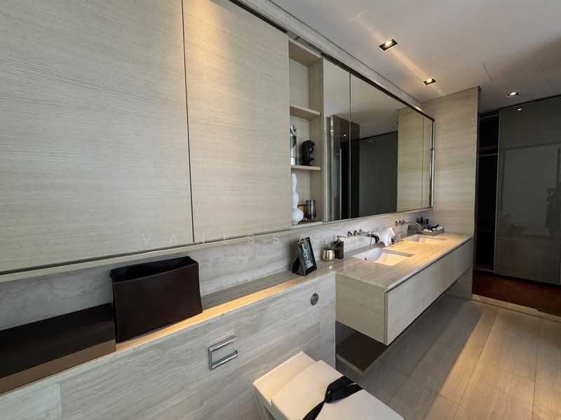 The Oliv @ Balmoral, 11C Balmoral Road, 4 Bedrooms, 3,337 sqft, Apartment For Rent, by Vanessa Lim, 500105445 - Bathroom - PropertyGuru.com.sg