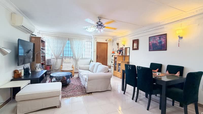 236 Yishun Ring Road, 236 Yishun Ring Road, 3 Bedrooms, 1,033 sqft, HDB Flat For Sale, by Sherry Ang, 500105450 - Living Room - PropertyGuru.com.sg