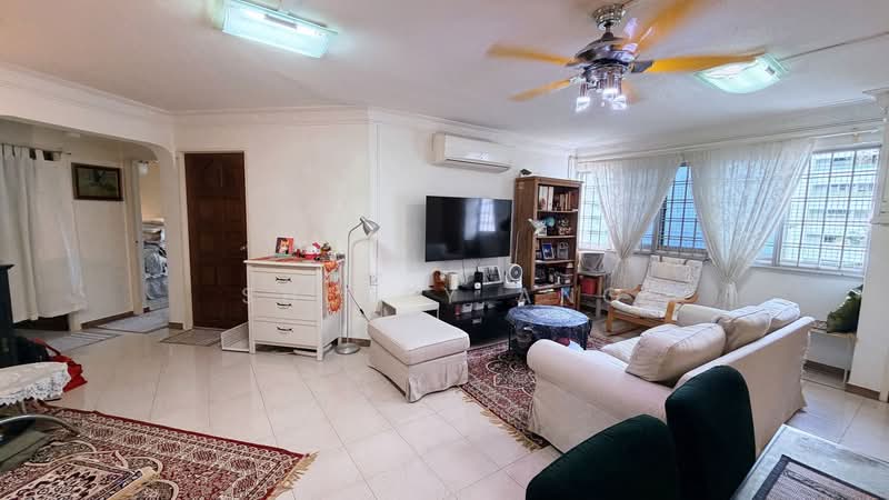 236 Yishun Ring Road, 236 Yishun Ring Road, 3 Bedrooms, 1,033 sqft, HDB Flat For Sale, by Sherry Ang, 500105450 - Living Room - PropertyGuru.com.sg