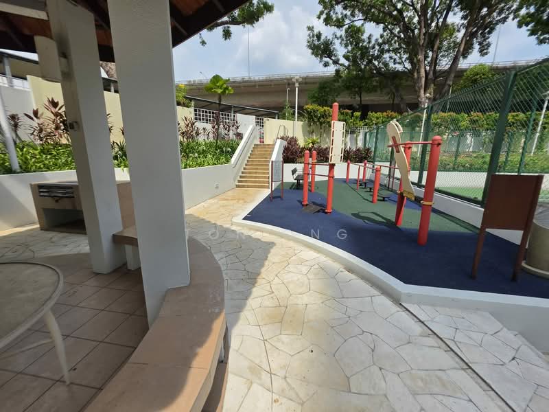 Sunglade, 1 Serangoon Avenue 2, 3 Bedrooms, 1,044 sqft, Condominium For Rent, by Ton Ong, 500105455 - Exterior - PropertyGuru.com.sg