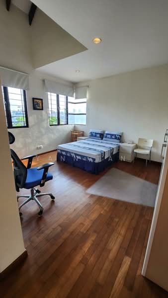 Holland grove terrace, Holland grove terrace, 7 Bedrooms, 4,900 sqft, Semi-Detached House For Sale, by Yann Tan, 500105461 - Bedroom - PropertyGuru.com.sg