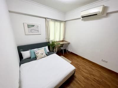 For Rent - Emerald Garden