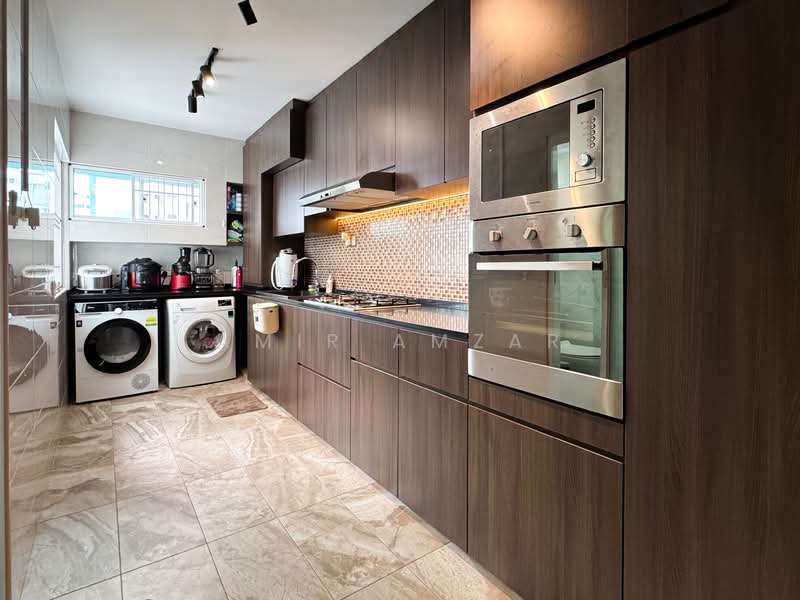 688B Choa Chu Kang Drive, 688B Choa Chu Kang Drive, 3 Bedrooms, 1,184 sqft, HDB Flat For Sale, by Amir Amzar, 500105471 - Kitchen - PropertyGuru.com.sg