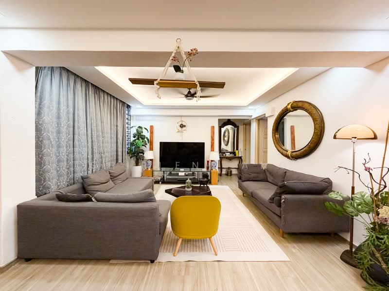 137 Teck Whye Lane, 137 Teck Whye Lane, 3 Bedrooms, 1,109 sqft, HDB Flat For Sale, by Shirlene Ang, 500105472 - Living Room - PropertyGuru.com.sg