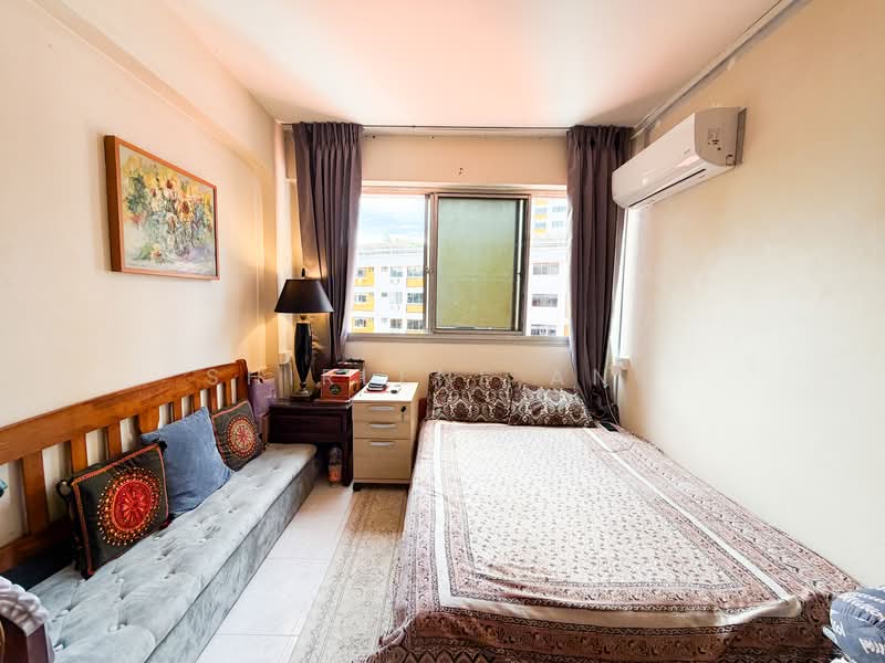 137 Teck Whye Lane, 137 Teck Whye Lane, 3 Bedrooms, 1,109 sqft, HDB Flat For Sale, by Shirlene Ang, 500105472 - Bedroom - PropertyGuru.com.sg