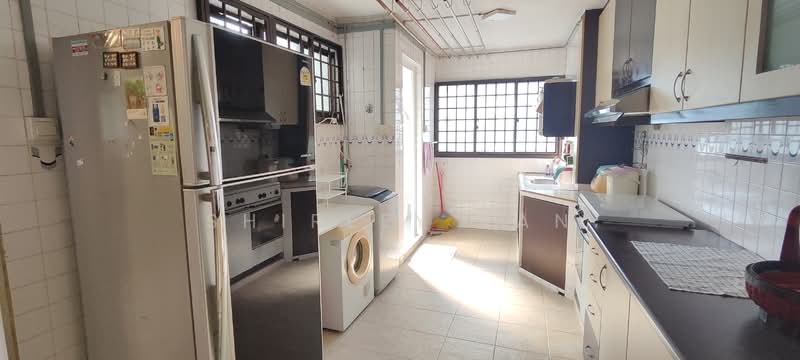 310 Hougang Avenue 5, 310 Hougang Avenue 5, 3 Bedrooms, 1,356 sqft, HDB Flat For Sale, by Shirley Tan, 500105479 - Kitchen - PropertyGuru.com.sg