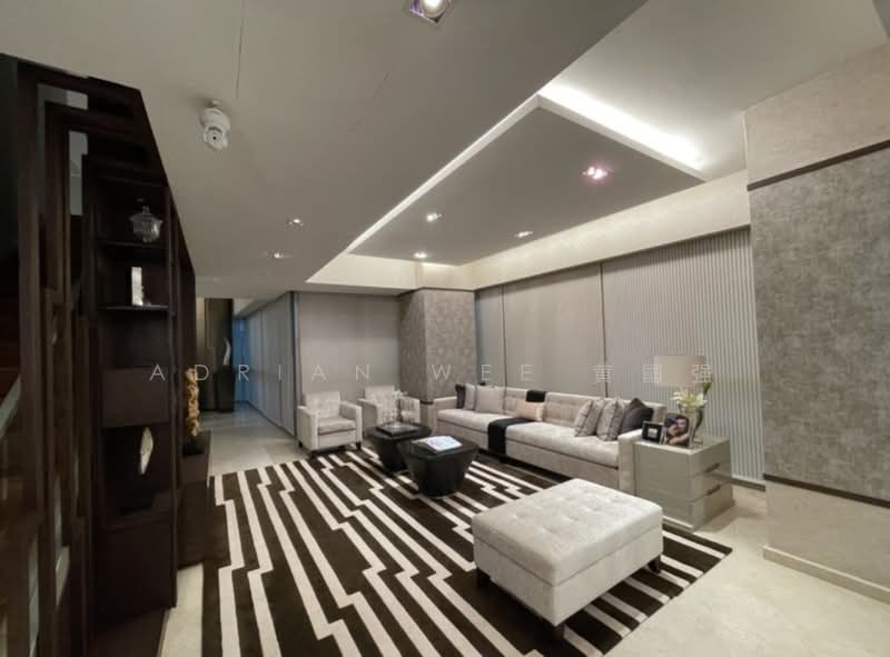 One Shenton, 1 Shenton Way, 5 Bedrooms, 5,350 sqft, Condominium For Sale, by Adrian Wee 黄國强, 500105488 - Living Room - PropertyGuru.com.sg