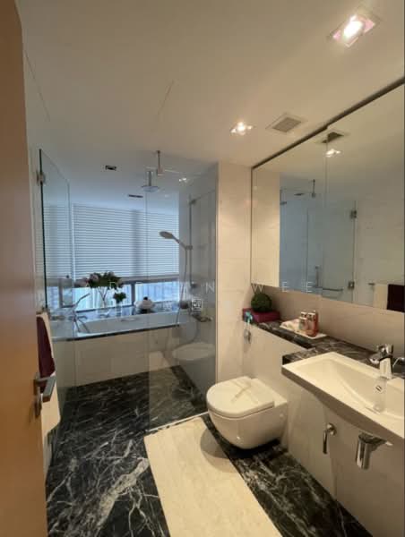 One Shenton, 1 Shenton Way, 5 Bedrooms, 5,350 sqft, Condominium For Sale, by Adrian Wee 黄國强, 500105488 - Bathroom - PropertyGuru.com.sg