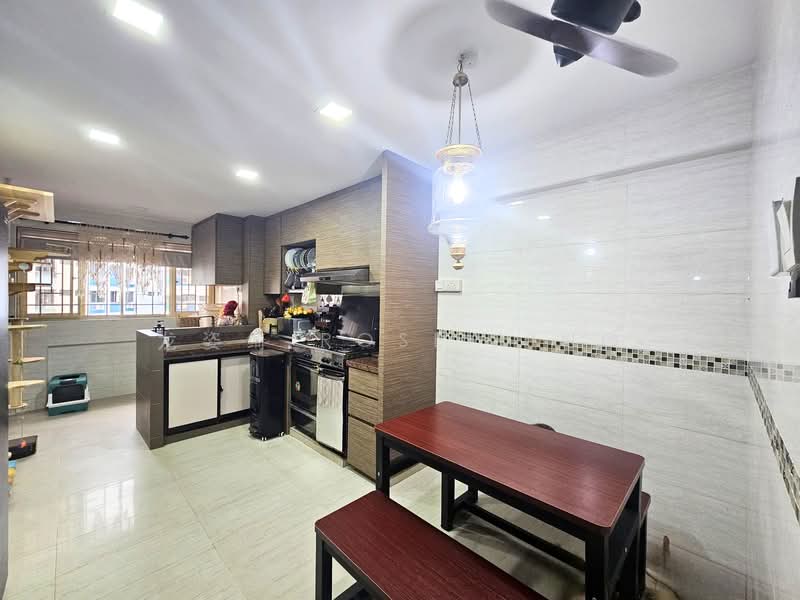 365 Yishun Ring Road, 365 Yishun Ring Road, 2 Bedrooms, 797 sqft, HDB Flat For Sale, by 龙姿绮 Rose Ling, 500105495 - Kitchen - PropertyGuru.com.sg