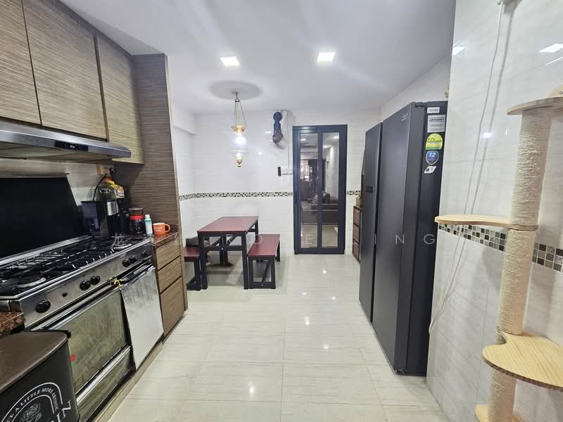 365 Yishun Ring Road, 365 Yishun Ring Road, 2 Bedrooms, 797 sqft, HDB Flat For Sale, by 龙姿绮 Rose Ling, 500105495 - Kitchen - PropertyGuru.com.sg