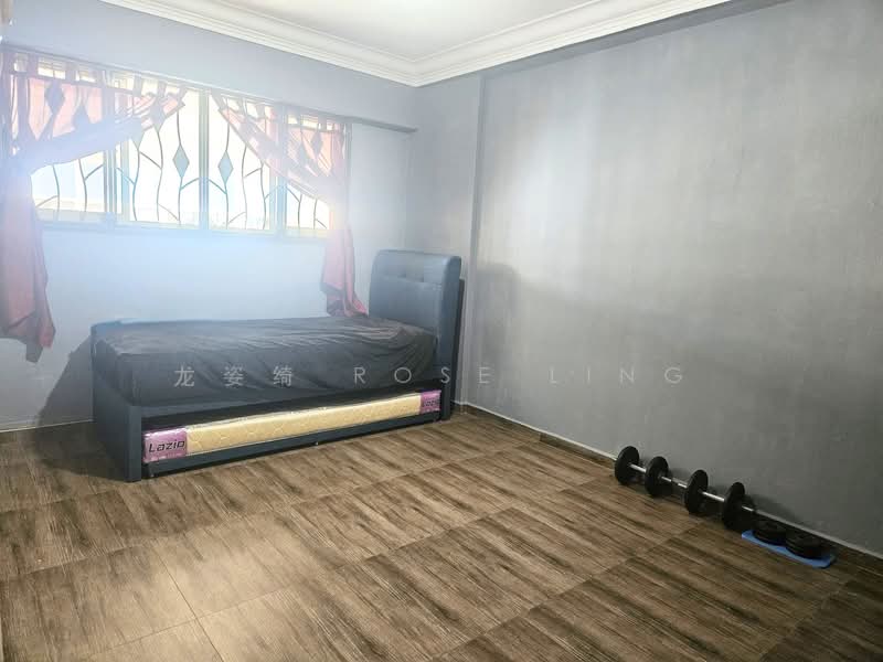 365 Yishun Ring Road, 365 Yishun Ring Road, 2 Bedrooms, 797 sqft, HDB Flat For Sale, by 龙姿绮 Rose Ling, 500105495 - Common Bedroom - PropertyGuru.com.sg