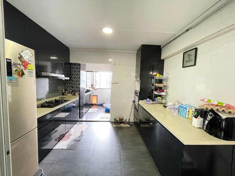 571 Hougang Street 51, 571 Hougang Street 51, 3 Bedrooms, 1,065 sqft, HDB Flat For Sale, by Kelvin Tan 陈克辉, 500105498 - Kitchen - PropertyGuru.com.sg