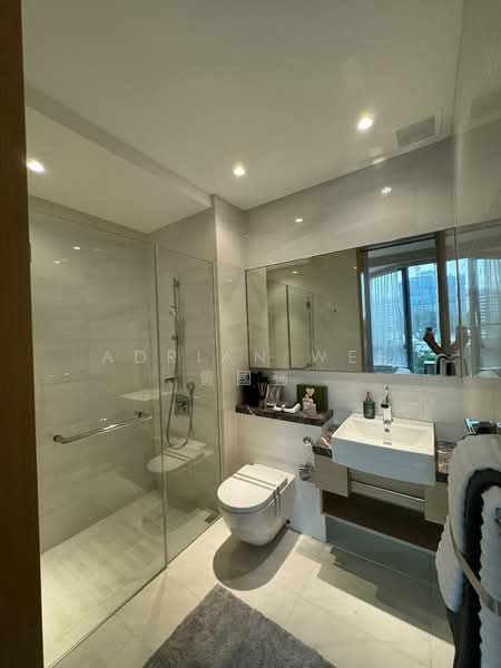 Cliveden at Grange, 100 Grange Road, 4 Bedrooms, 2,842 sqft, Condominium For Sale, by Adrian Wee 黄國强, 500105508 - Bathroom - PropertyGuru.com.sg