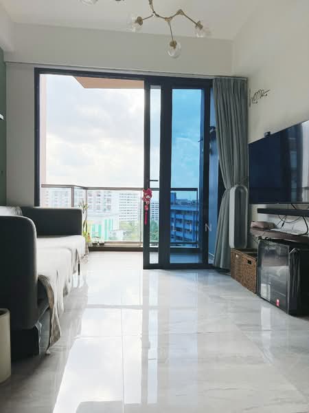 Lake Grande, 2 Jurong Lake Link, 2 Bedrooms, 775 sqft, Condominium For Sale, by Iris Lin, 500105511 - Living Room - PropertyGuru.com.sg