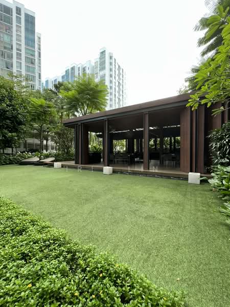 Lake Grande, 2 Jurong Lake Link, 2 Bedrooms, 775 sqft, Condominium For Sale, by Iris Lin, 500105511 - PropertyGuru.com.sg