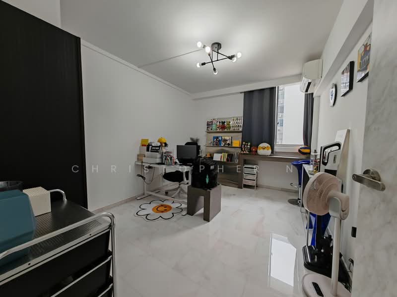 123 Bishan Street 12, 123 Bishan Street 12, 3 Bedrooms, 904 sqft, HDB Flat For Sale, by CHRISTOPHER NG, 500105520 - Study - PropertyGuru.com.sg