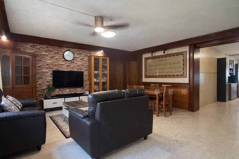 617 Hougang Avenue 8, 617 Hougang Avenue 8, 3 Bedrooms, 1,119 sqft, HDB Flat For Sale, by Persis Tai 戴君如, 500105523 - Living Room - PropertyGuru.com.sg