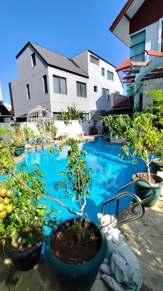 Freehold Detached House with Pool @ Prime District 11, Tan Boh Sim, 5 Bedrooms, 4,000 sqft, Detached House For Sale, by Elva Liang, 500105527 - Exterior - PropertyGuru.com.sg