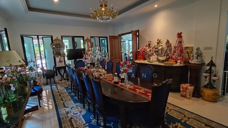 Freehold Detached House with Pool @ Prime District 11, Tan Boh Sim, 5 Bedrooms, 4,000 sqft, Detached House For Sale, by Elva Liang, 500105527 - Dining Room - PropertyGuru.com.sg