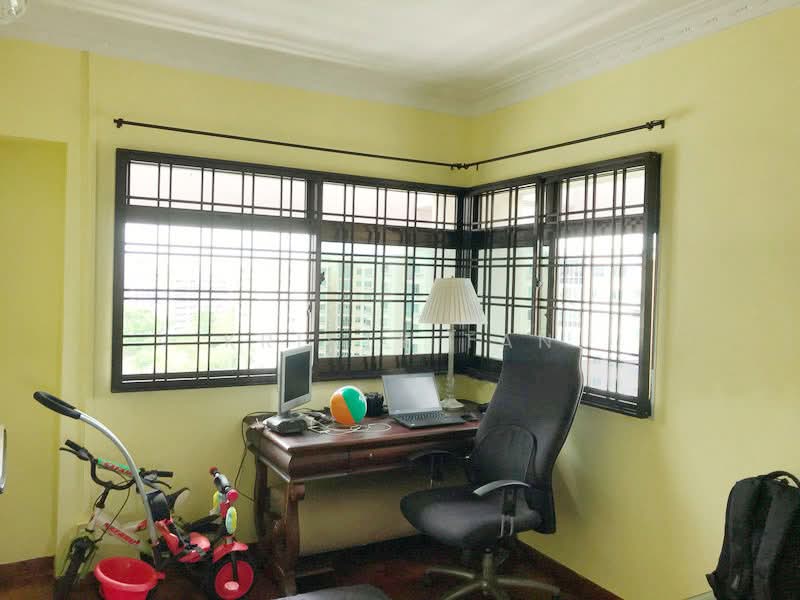 364 Tampines Street 34, 364 Tampines Street 34, 3 Bedrooms, 1,281 sqft, HDB Flat For Sale, by Kristy Tan, 500105530 - bedroom 2 - PropertyGuru.com.sg