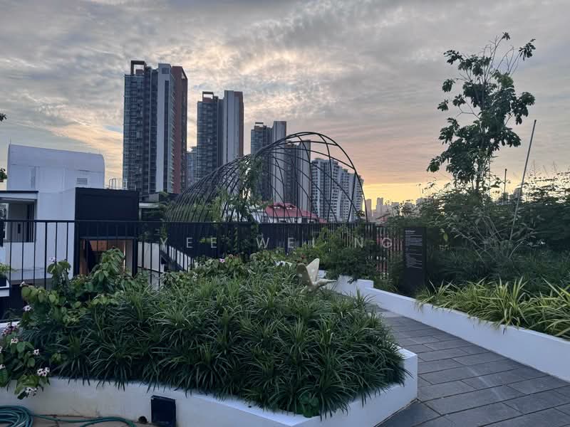 Black & White Condo Beside Chatsworth Park GCBA ☎️ 8321.8433, , 2 Bedrooms, 861 sqft, Condominium For Sale, by Yee Wei Ng, 500105532 - Exterior - PropertyGuru.com.sg