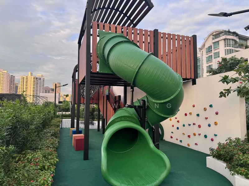 Black & White Condo Beside Chatsworth Park GCBA ☎️ 8321.8433, , 2 Bedrooms, 861 sqft, Condominium For Sale, by Yee Wei Ng, 500105532 - Exterior - PropertyGuru.com.sg