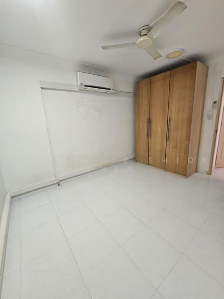 644 Ang Mo Kio Avenue 4, 644 Ang Mo Kio Avenue 4, 2 Bedrooms, 807 sqft, HDB Flat For Sale, by Jessie Yip Shiok Chen, 500105546 - Bedroom - PropertyGuru.com.sg
