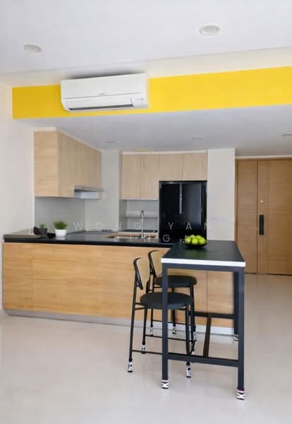 Hedges Park Condominium, 89 Flora Drive, 2 Bedrooms, 797 sqft, Condominium For Sale, by Wong Yan Ling, 500105550 - Kitchen - PropertyGuru.com.sg