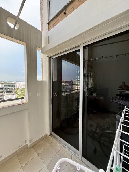 856D Tampines Street 82, 856D Tampines Street 82, 3 Bedrooms, 1,572 sqft, HDB Flat For Sale, by Shawn Tan, 500105558 - Balcony - PropertyGuru.com.sg