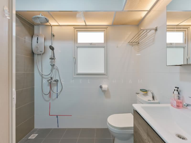 618A Tampines Street 61, 618A Tampines Street 61, 3 Bedrooms, 10,013 sqft, HDB Flat For Sale, by Rachel Chiam, 500105567 - Bathroom - PropertyGuru.com.sg
