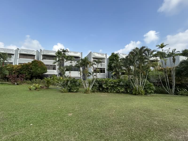 Tanglin Hill Condo, 10 Tanglin Walk, 4 Bedrooms, 5,059 sqft, Cluster House For Rent, by Tan Hui Neo Veronica, 500105571 - Exterior - PropertyGuru.com.sg