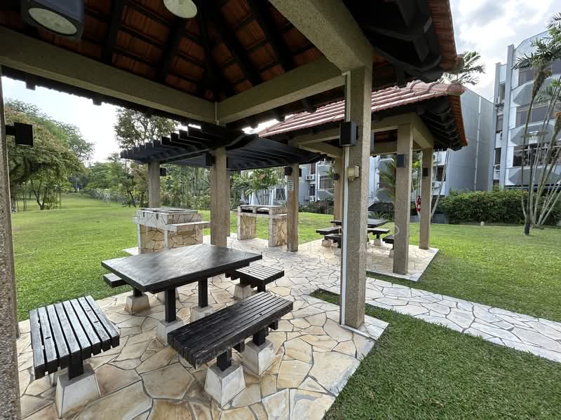 Tanglin Hill Condo, 10 Tanglin Walk, 4 Bedrooms, 5,059 sqft, Cluster House For Rent, by Tan Hui Neo Veronica, 500105571 - Exterior - PropertyGuru.com.sg