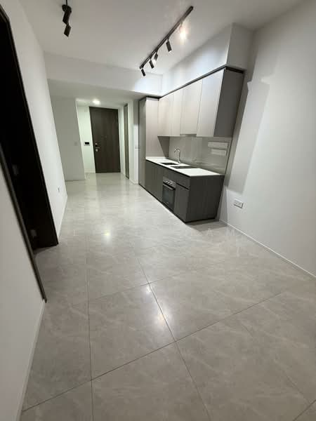 Piccadilly Grand, 5 Northumberland Road, 1 Bedroom, 517 sqft, Condominium For Sale, by Lynn Tham, 500105573 - Kitchen - PropertyGuru.com.sg