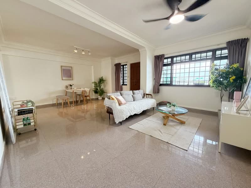 516 Jelapang Road, 516 Jelapang Road, 3 Bedrooms, 1,098 sqft, HDB Flat For Sale, by Sheryl Lim, 500105578 - Living Room - PropertyGuru.com.sg