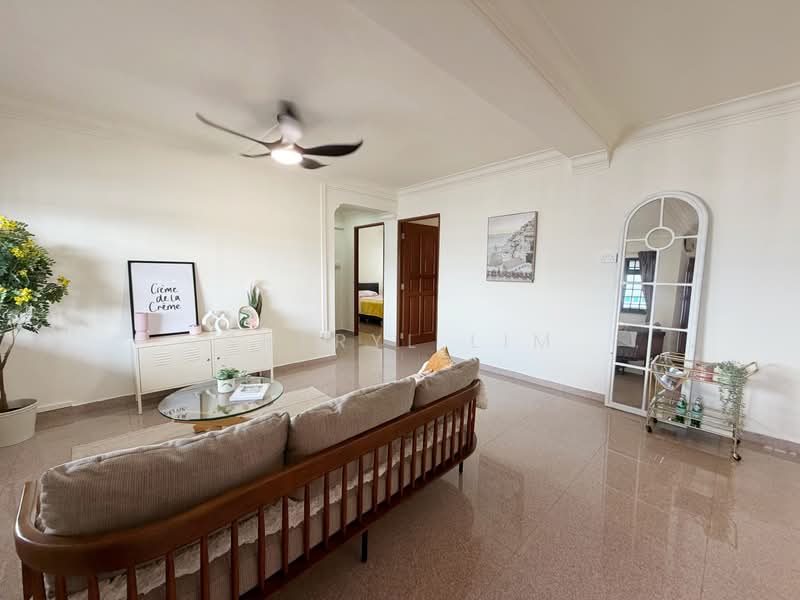 516 Jelapang Road, 516 Jelapang Road, 3 Bedrooms, 1,098 sqft, HDB Flat For Sale, by Sheryl Lim, 500105578 - Living Room - PropertyGuru.com.sg