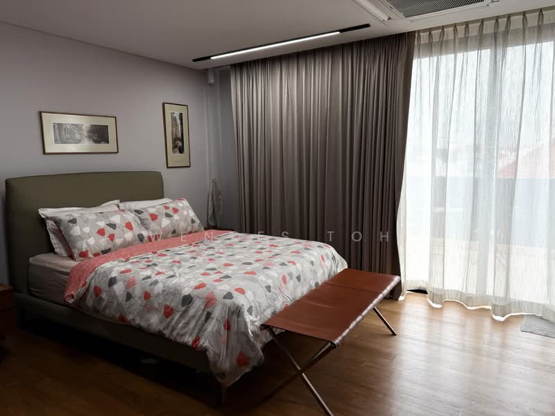 Frankel Estate, Bowmount Gardens, 5 Bedrooms, 3,950 sqft, Terraced House For Sale, by Wendes Toh, 500105585 - Bedroom - PropertyGuru.com.sg