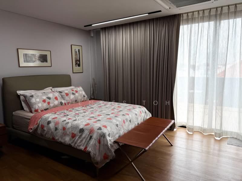 Frankel Estate, Bowmount Gardens, 5 Bedrooms, 3,950 sqft, Terraced House For Sale, by Wendes Toh, 500105585 - Bedroom - PropertyGuru.com.sg