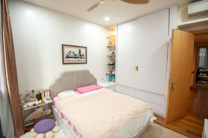 Belgravia Villas, 288 Ang Mo Kio Avenue 5, 5 Bedrooms, 3,702 sqft, Cluster House For Sale, by Zane Soo 苏昱能, 500105592 - Master Bedroom - PropertyGuru.com.sg