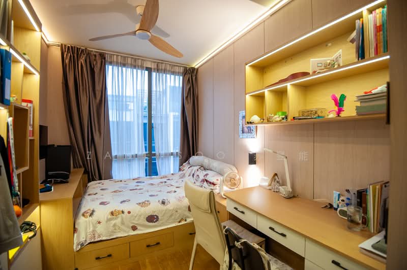 Belgravia Villas, 288 Ang Mo Kio Avenue 5, 5 Bedrooms, 3,702 sqft, Cluster House For Sale, by Zane Soo 苏昱能, 500105592 - Common Bedroom 3 - PropertyGuru.com.sg