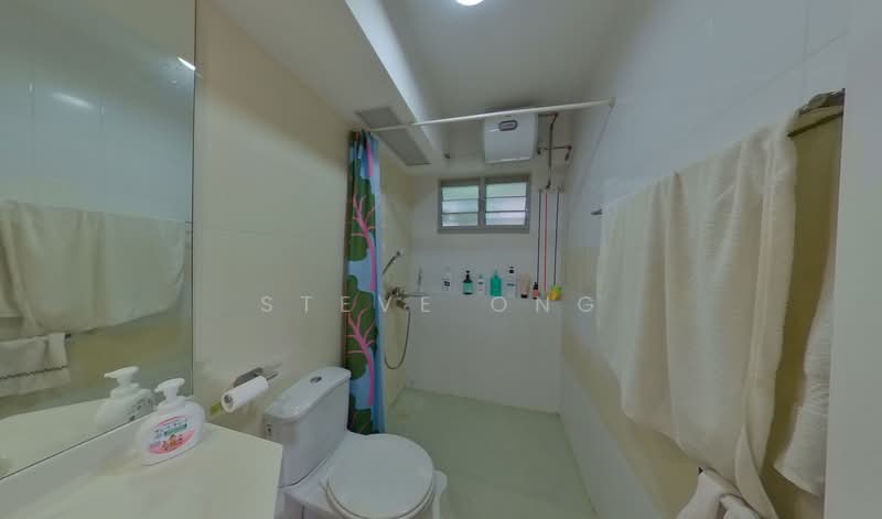 277B Compassvale Link, 277B Compassvale Link, 2 Bedrooms, 990 sqft, HDB Flat For Sale, by Steve Ong, 500105608 - Bathroom - PropertyGuru.com.sg