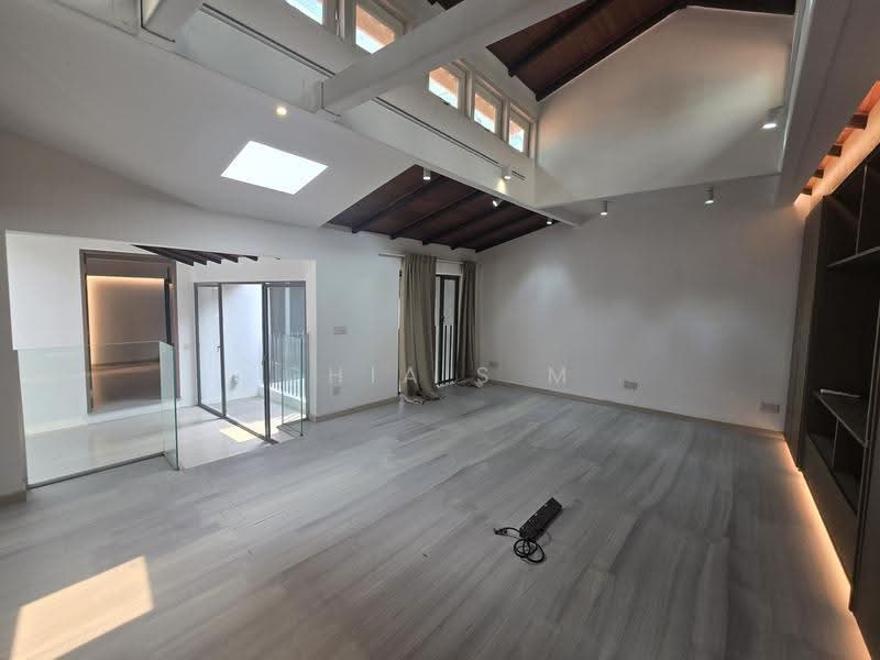 Kim Yam Road Conservation House, Kim Yam Road, Orchard / River Valley, 3 Bedrooms, 2,250 sqft, Conservation House For Sale, by Chia S M, 500105609 - Interior - PropertyGuru.com.sg