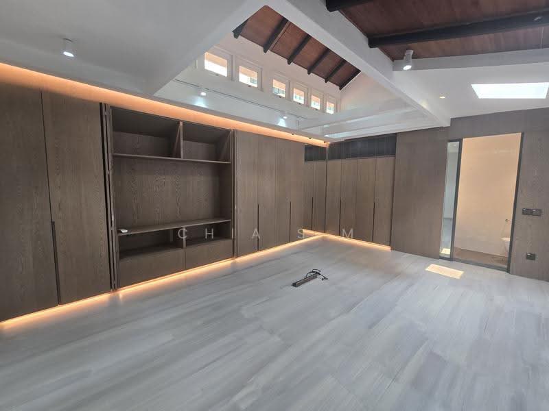 Kim Yam Road Conservation House, Kim Yam Road, Orchard / River Valley, 3 Bedrooms, 2,250 sqft, Conservation House For Sale, by Chia S M, 500105609 - Interior - PropertyGuru.com.sg