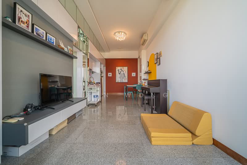 The Hillier, 6 Hillview Rise, 2 Bedrooms, 678 sqft, Condominium For Sale, by Yian Wong, 500105618 - Living Room - PropertyGuru.com.sg