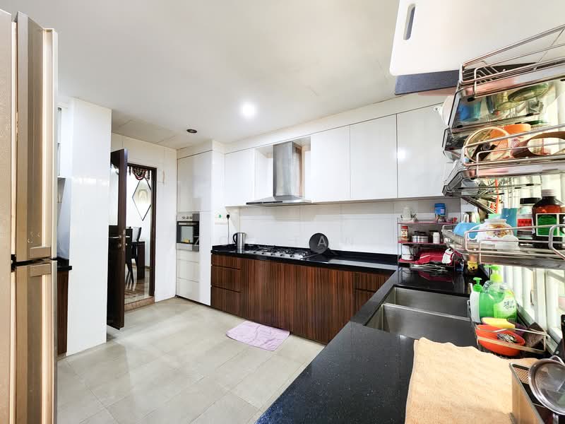 Bunga Rampai Place, , 5 Bedrooms, 2,800 sqft, Terraced House For Sale, by Zoe Tan, 500105623 - Kitchen - PropertyGuru.com.sg